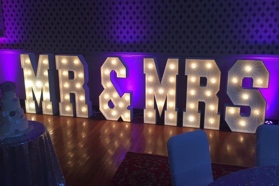 Mr and Mrs LED Free standing letters wedding decorations
